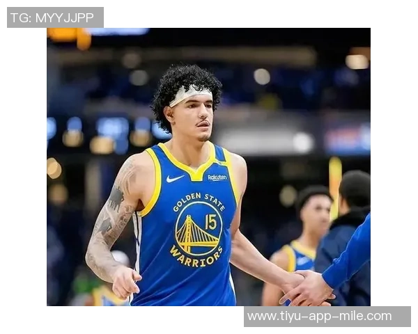 湖人首节失利半场落后绿军三分火力全开里夫斯状态低迷 湖人首节失利半场落后绿军三分火力全开里夫斯状态低迷